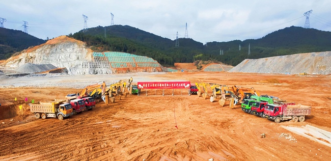 福建青山特材不銹鋼深加工項(xiàng)目開工。劉志瑋攝